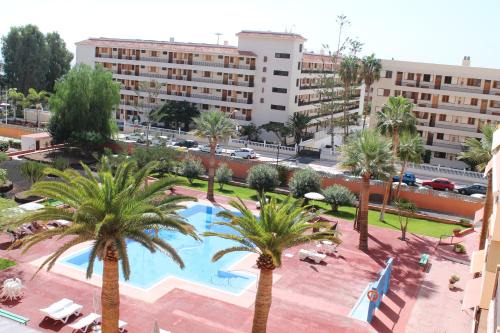 Los Cristianos Apartment | Eco-Friendly Beachfront Retreat at Cris Sol - Los Cristianos