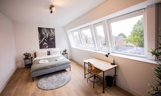 De Bilt Apartment | Discover a Family-Friendly 3 Bedroom Apartment Experience