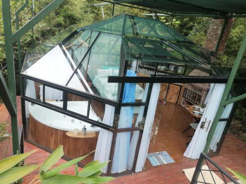 Concepcion Villa | Pet Friendly Cristal House with Mountain Views & Hot Tub
