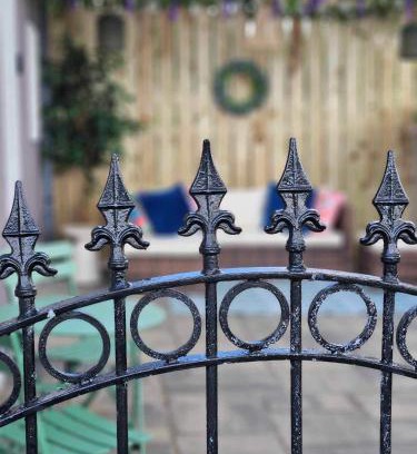 Dundalk Apartment | Discover Croí Beag Studio: Family-Friendly Retreat with 9.7/10