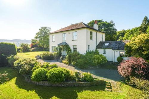Hawkshead House | Family-Friendly Getaway at Croftlands Hotel