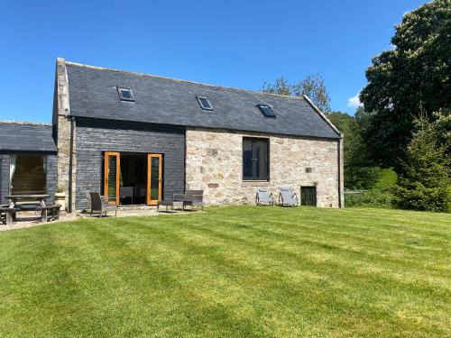 Ballater House | Discover Comfort at Crofts Mill - 4-Star Pet-Friendly Retreat