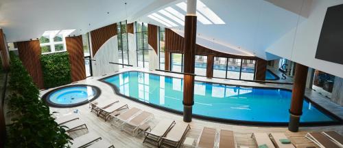 Skhidnytsya Hotel | Elegant Crona SPA Karpaty: Guest Rated 9.7 with Spa & Pool