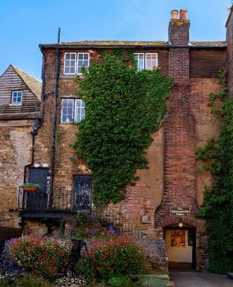 Rye Apartment | Discover the Crooked Loft: 4-Star Retreat, Guest Rated 9.4
