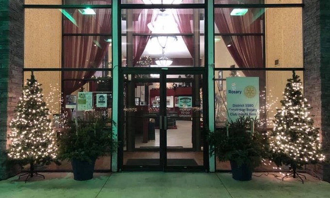 Crookston Hotel | Discover Crookston Inn & Convention Center with Spa Access