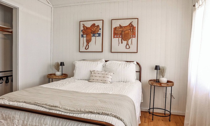 Fredericksburg Cottage | Cozy Cross Mountain Cottages #11 with Family-Friendly Amenities