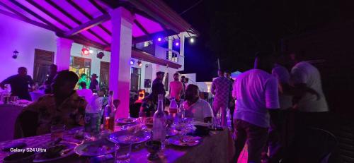 Balangoda Hotel | Crown Hotel Balangoda