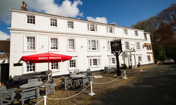 Wetheral Hotel | Relax at the Crown Hotel Wetheral: Pet-Friendly Retreat