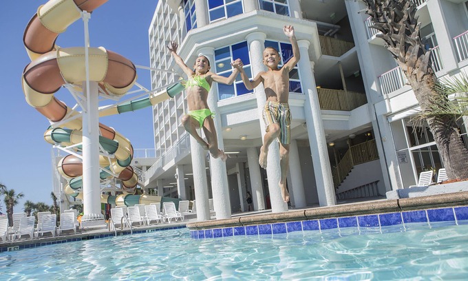 Myrtle Beach Apartment | Discover Crown Reef Beach Resort & Waterpark with Ocean Views