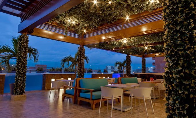 Riomar Hotel | Exceptional Crowne Plaza Barranquilla: Pool, Spa & More