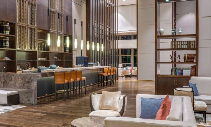 Chongqing Hotel | Premier Stay at Crowne Plaza Chongqing New North Zone