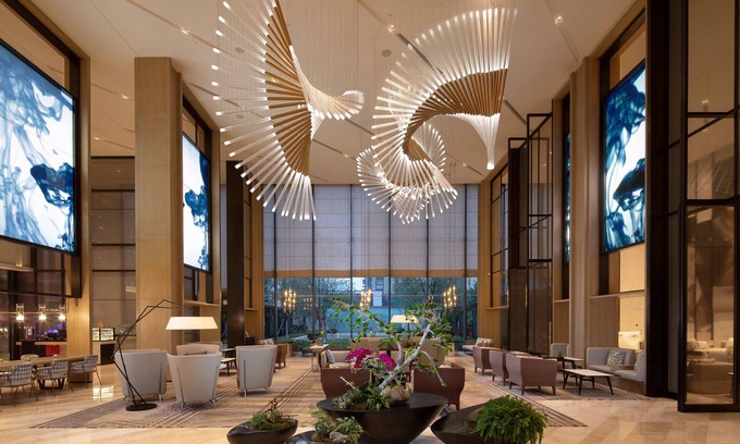 Nanhai Hotel | Relax at Crowne Plaza Foshan Nanhai - 4-Star Comfort & Amenities