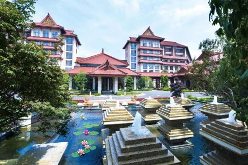 Jincheng Resort | Discover Crowne Plaza Kunming Ancient Dian Town, 5-Star Comfort