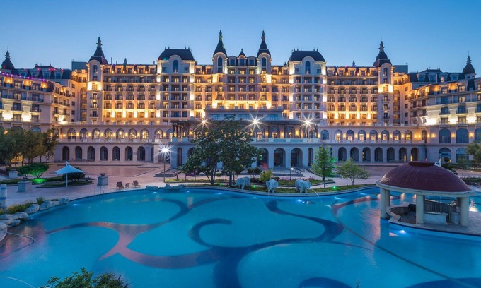 Jimo Hotel | Relax at Crowne Plaza Qingdao Ocean Spring Resort, IHG Hotel
