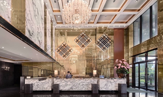 Jinshan Hotel | Eco-Friendly Retreat at Crowne Plaza Shanghai Jinshan