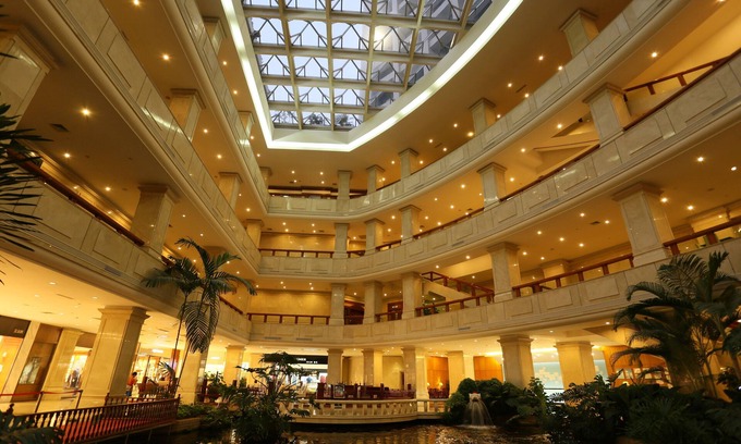 Chikan District Hotel | Discover Crowne Plaza Zhanjiang: A 4-Star Getaway