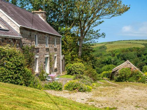 Moylegrove House | Discover Crug Y Felin: Family and Pet-Friendly Retreat