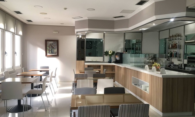 Fonteculler Hotel | Discover Crunia: 4-Star Hotel with Spa and Family-Friendly Amenities