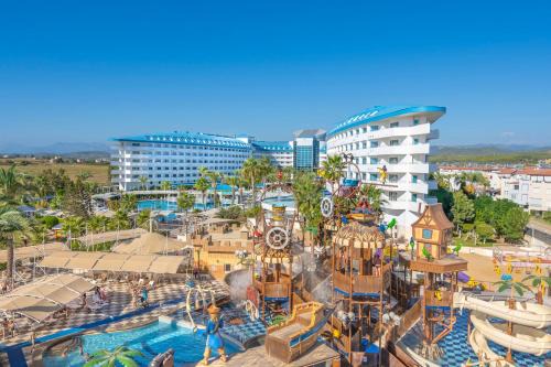 Cenger Resort | Indulge at Crystal Admiral Resort Suites & Spa - All Inclusive