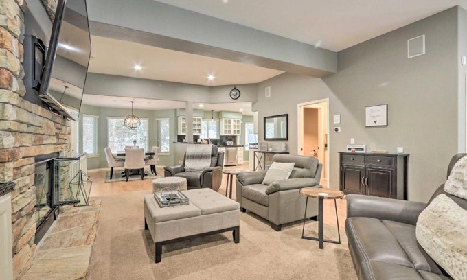 Post Falls House | Cozy Crystal Bay Home with Fireplace & Scenic Views