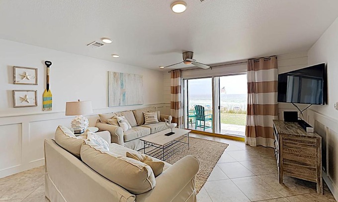 Crystal Beach Apartment | Crystal Dunes #105