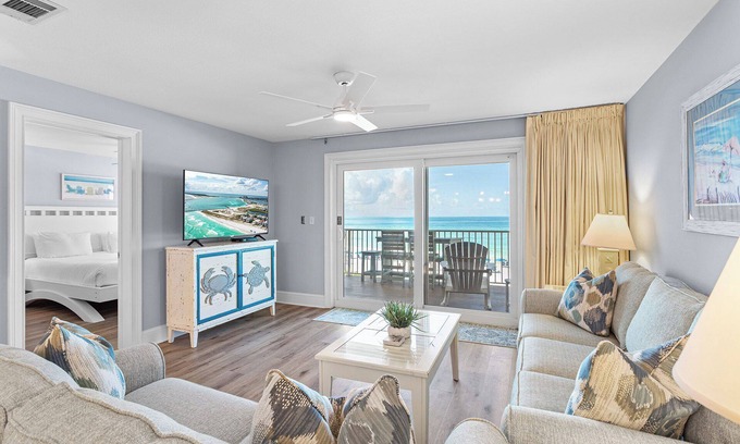 Crystal Beach Condo | Crystal Dunes 206 - Gulf Front, Community Pool + Hot Tub, Book Today!