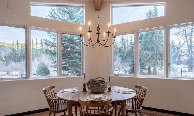 Carbondale Cottage | Idyllic Crystal River Nest | Riverside Fishing Retreat