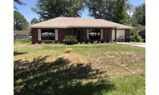 Crystal River House | Family-Friendly Crystal River Retreat with Full Kitchen