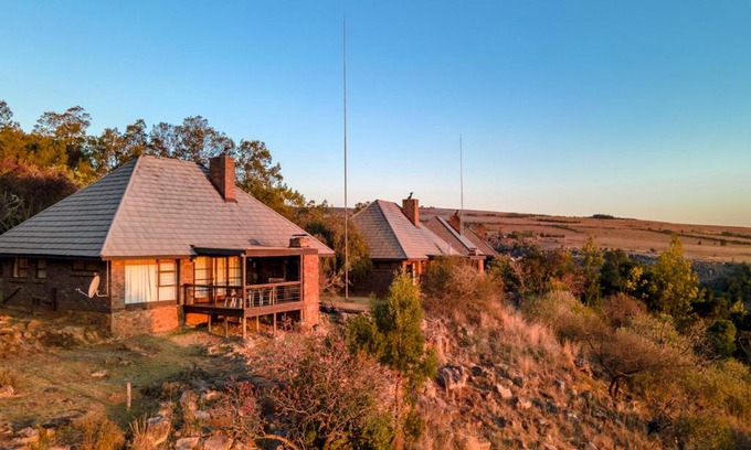 Pilgrims Rest Resort | Relax at Crystal Springs Mountain Lodge with Spa & Pool Access