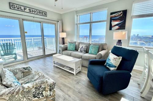 Gulf Shores Apartment | Oceanfront Crystal Tower 1109 Condo with Private Pool