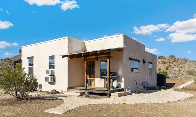 Alpine House | Modern-Rustic Crystal Valley Cabin with Exceptional Amenities