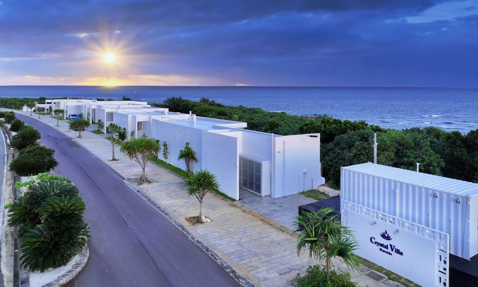 Ueno Villa | Unforgettable Crystal Villa Bayside with Ocean Views