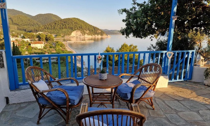 Elios Villa | Ocean View Retreat at Crystal Villa - Guest Rated 9.8
