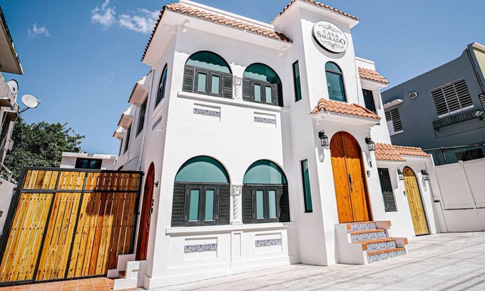 Sagrado Corazon Apartment | Impressive Colonial 1BR Apartment with Spa & Parking