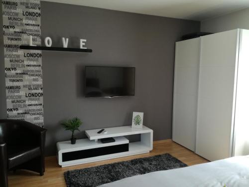 Bukfurdo Apartment | Top-Rated Csabai Apartman for Your Next Getaway