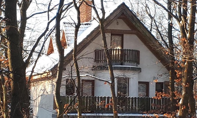 Noszvaj Apartment | Guest Favorite: Csalavér-Vendégvadászház with Kitchen Access