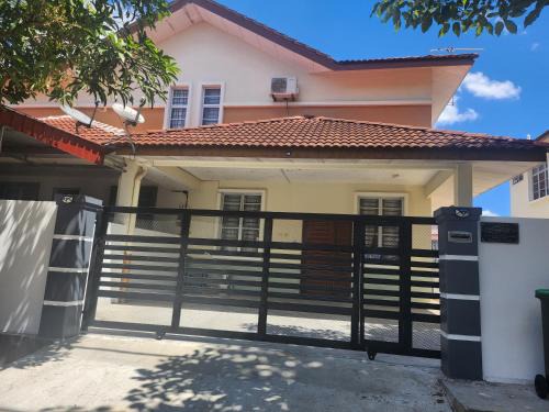 Changlun House | Discover Ct HOMESTAY: Guest Rated 9/10 with Breakfast Included