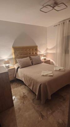 Andujar Apartment | Pet-Friendly Cuadro de la Virgen - Highly Rated Stay