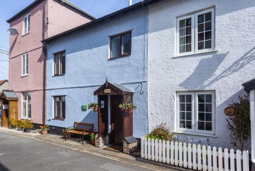 Watchet House | Family-Friendly Cuain Cottage in Watchet - Rated 9.2/10