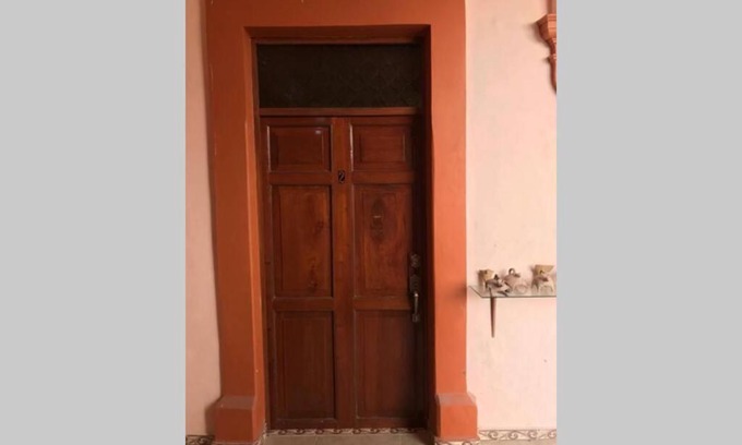 Centro Apartment | Pet-Friendly Cuarto 2: Rated 9/10 for Family Comfort
