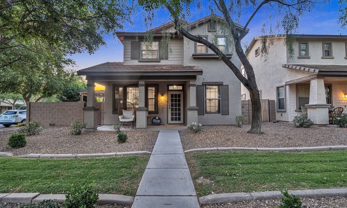 Gilbert House | Beautiful Cuban-Inspired Rental in Gilbert's Heart