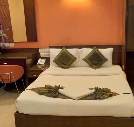 Shivaji Nagar Hotel | Convenient Cubbon Suites Near MG Road & Church Street