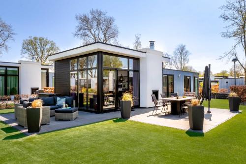 Hulshorst House | Beachfront Escape at EuroParcs Bad Hoophuizen, 4-Star Retreat