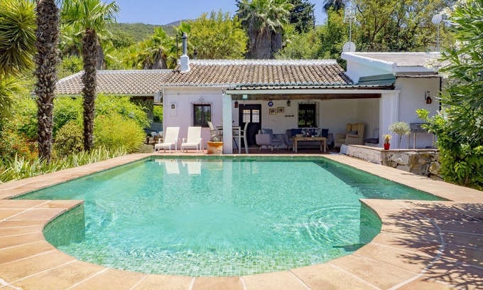 Alhaurin el Grande Cottage | Discover Cubo's Casa Rural El Refugio with Private Pool