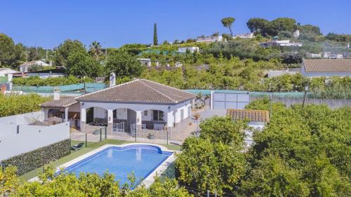 Cartama House | Discover Cubo's Casa Fernando: A 4-Star Family Retreat
