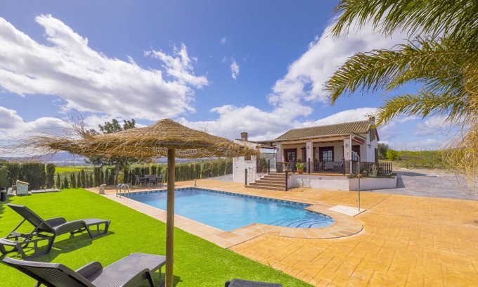 Coin Cottage | Cubo's Cid & Ruiz Olivar Rural House/private pool/air conditioning/BBQ