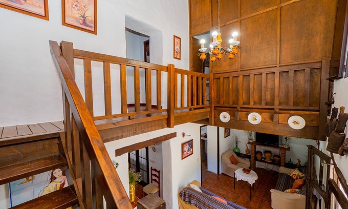 Cartama Cottage | Discover Cubo's Cortijo La Palmera with Private Pool