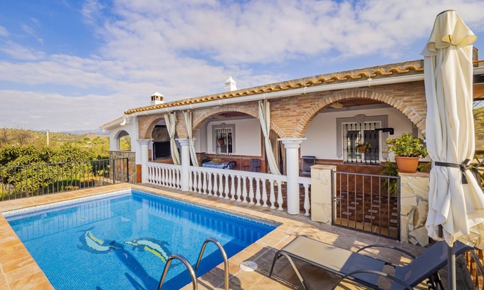 Coin Cottage | Discover Cubo's Finca Micalea with Private Pool & Free Wifi