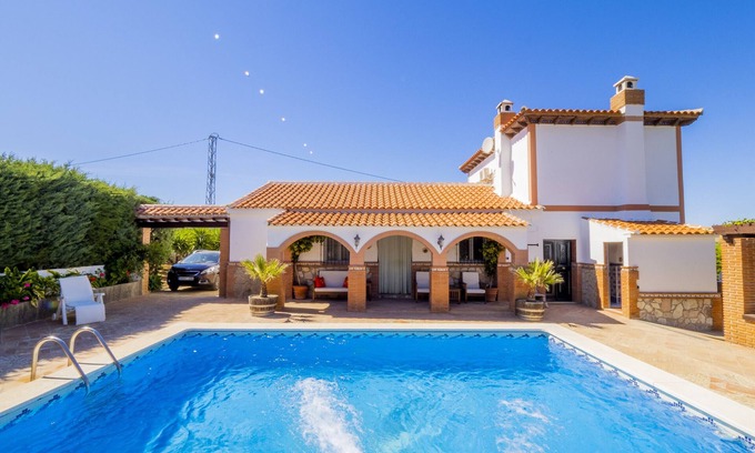 Ardales Villa | Discover Villa Torres Ardales: Private Pool & Free WiFi