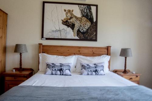 Hazyview House | Explore Cuckoo Ridge Country Retreat with Unique Amenities